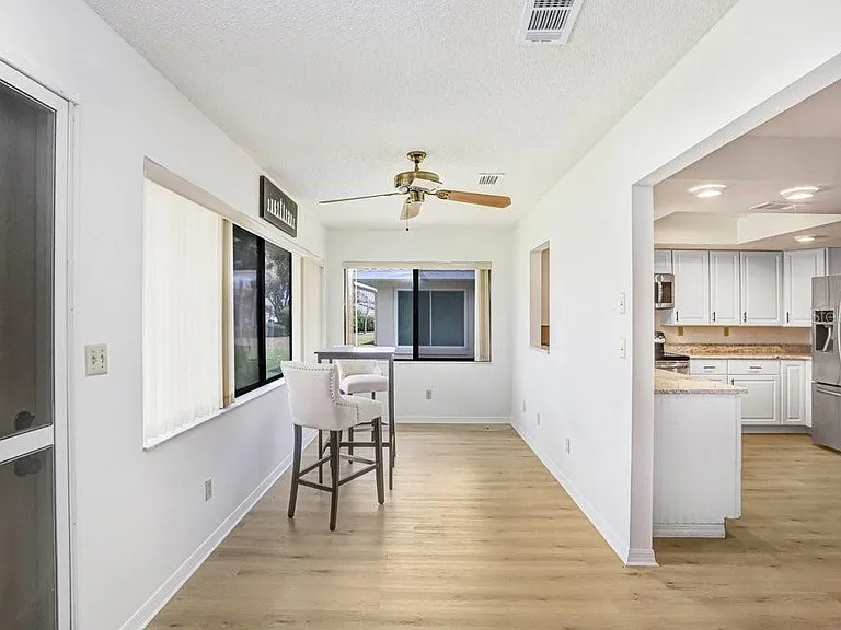 1409 Ingram Dr — Photo 21