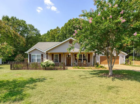 152 Plemmons Rd, Lyman, SC 29365