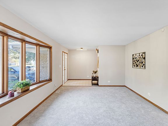 5th image of 2160 Mulberry Dr