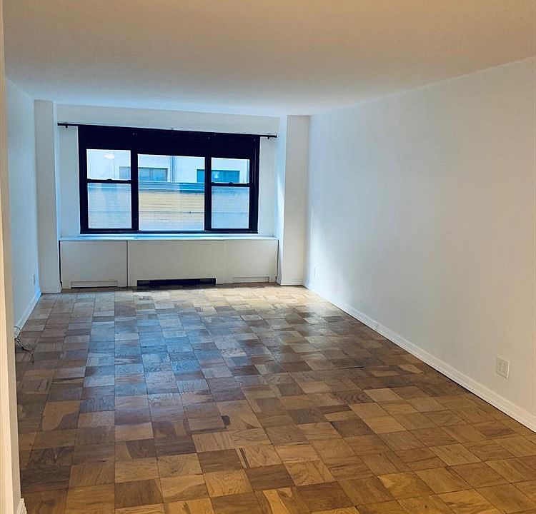 1st image of 77 Livingston St #3A