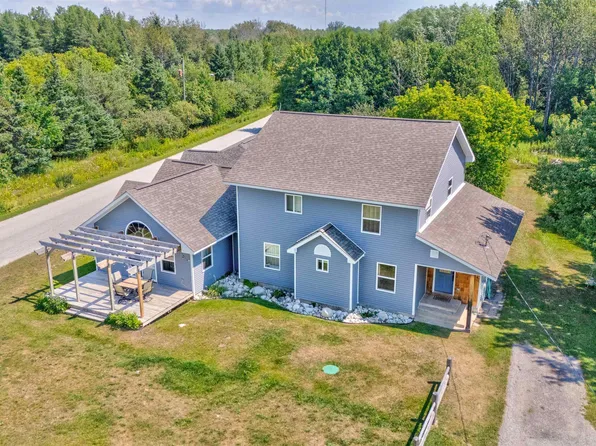 16369 W Pine St, Gould City, MI 49838