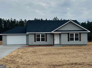 61 Manassas Station Rd, Claxton, GA 30417