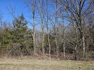 1 Lake Ridge Rd, Galena, IL 61036