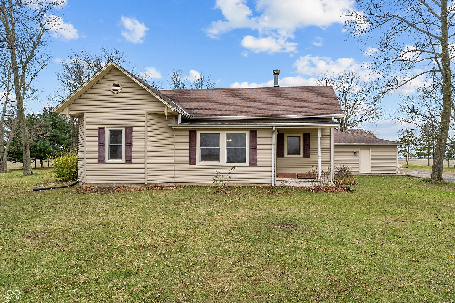 5182 N County Road 250 E photo 1