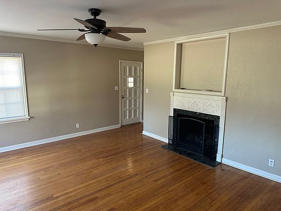 2nd image of 1404 S Oswego Ave