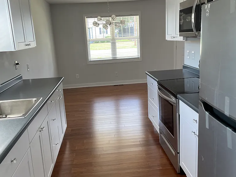 12 Alabama Ave — Photo 8