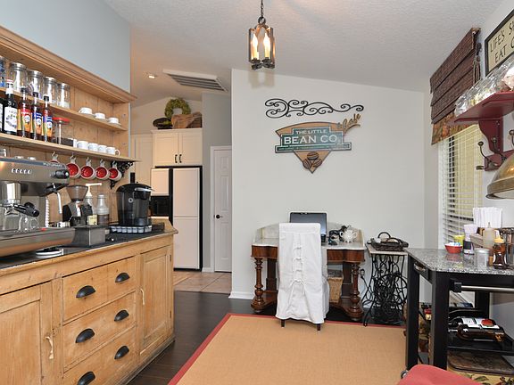 3rd image of 4342 Piermont Ct