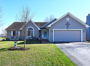 288 Morgan Valley Dr, Oswego, IL
