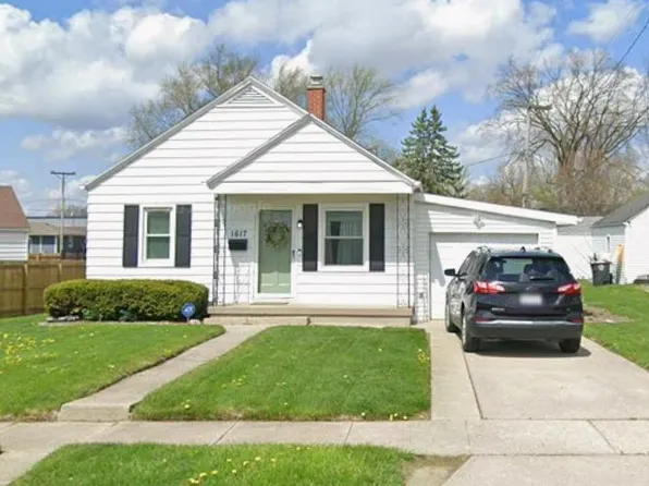 1617 Sprunger Ave, Fort Wayne, IN 46808