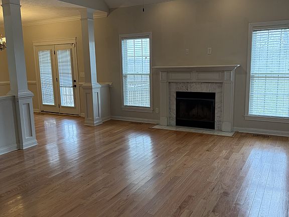 5th image of 715 Ellie Nat Dr