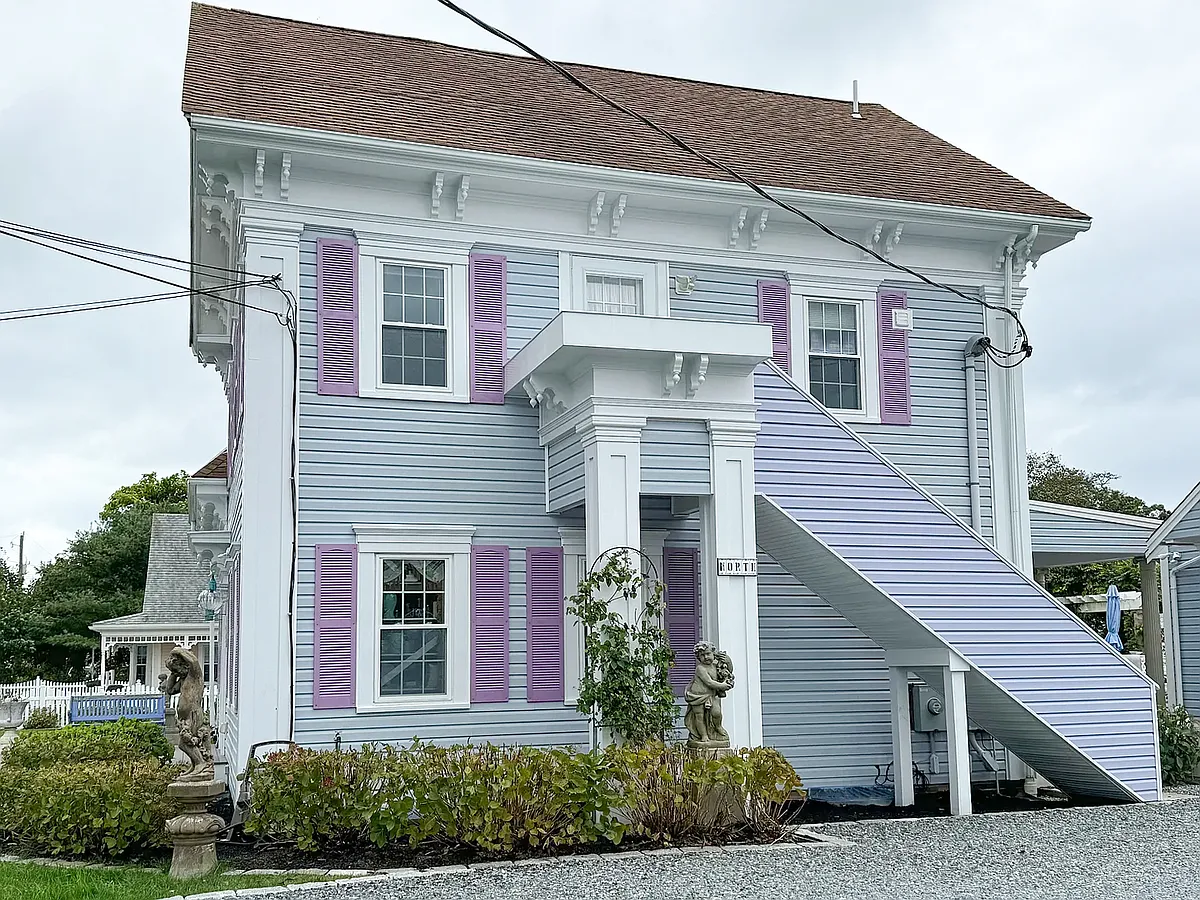Building Photo - 227 Depot St #2