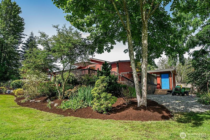 4th image of 13217 145th Avenue Ct E
