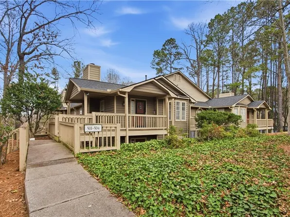 501 Country Park Dr SE, Smyrna, GA 30080
