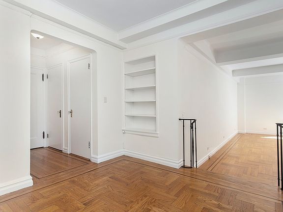 4th image of 110 E 87th St APT 10D