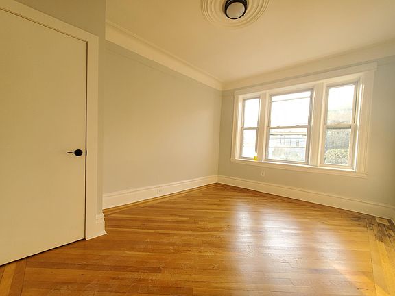 5th image of 104 Baldwin Ave #2A