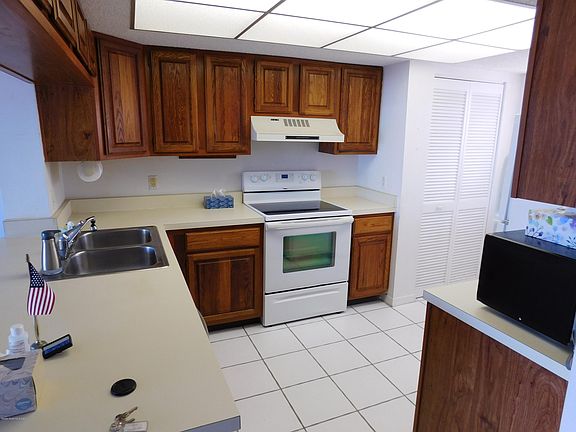 5th image of 55 N 4th St APT 604