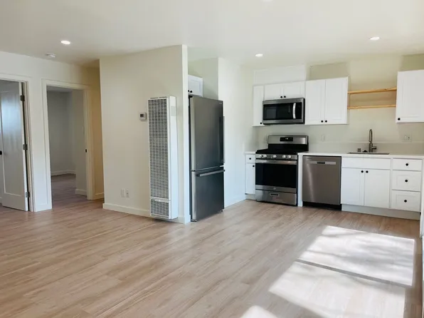 529 W Victoria St #1236, Santa Barbara, CA 93101