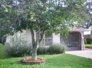 689 91st Ave N, Naples, FL 34108