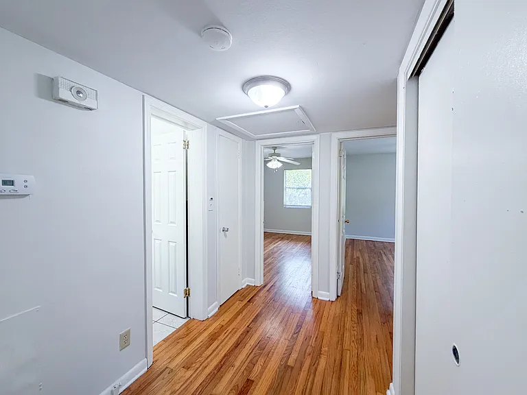 1666 Mayhew St — Photo 24