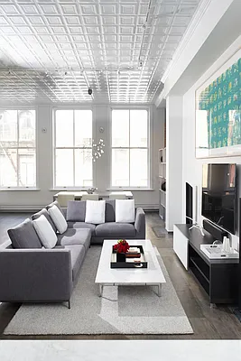 Rented by R New York | media 13