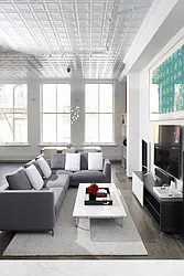 Rented by R New York