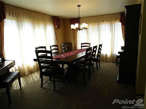spacious dining room