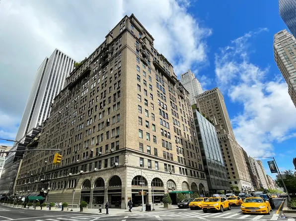 480 Park Avenue 15D image 2 of 18