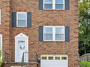340 E James St, Homestead, PA