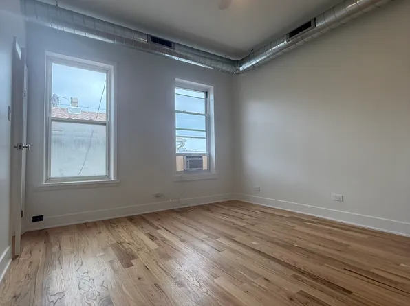 2013 S Loomis St #2R, Chicago, IL 60608