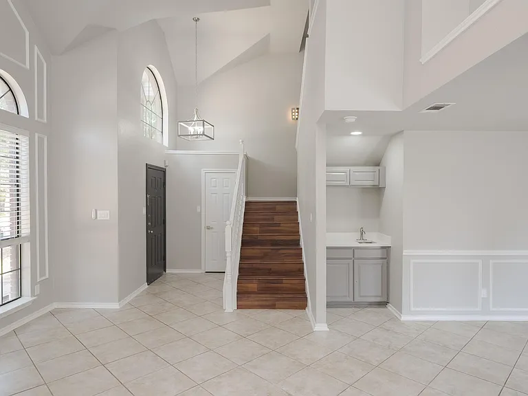532 Lake Forest Dr — Photo 7