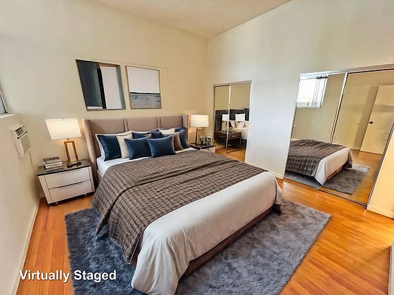 4th image of 11936 Darlington Ave APT 301