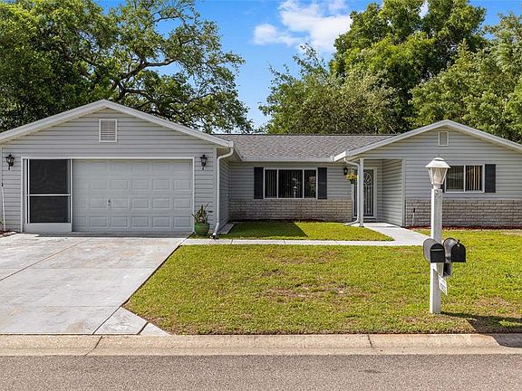 3rd image of 10622 SE 179TH LANE