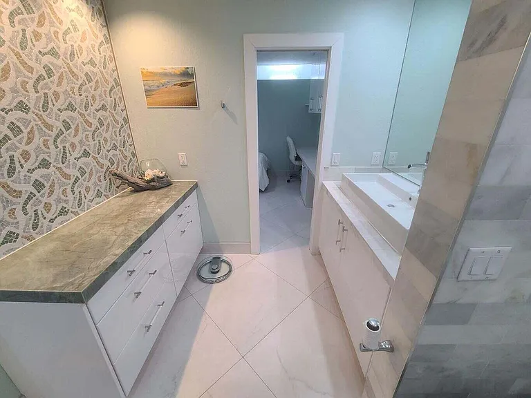 3851 N Ocean Blvd #409 — Photo 19