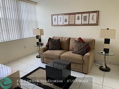 2nd image of 1100 Saint Charles Pl APT 217