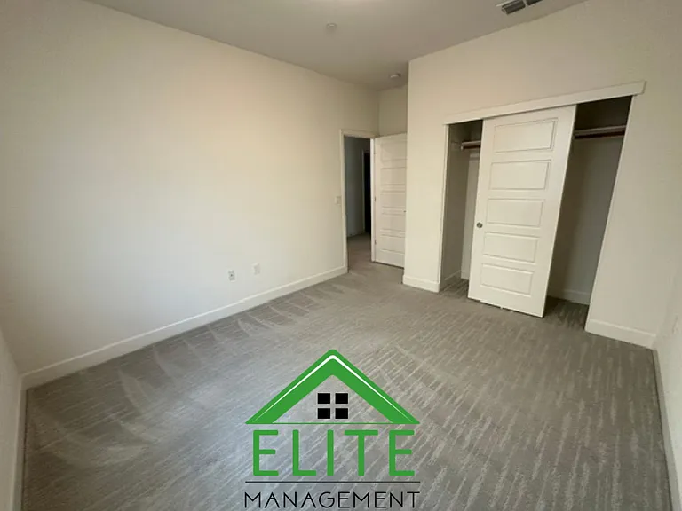 4007 Stanwick Ave — Photo 29