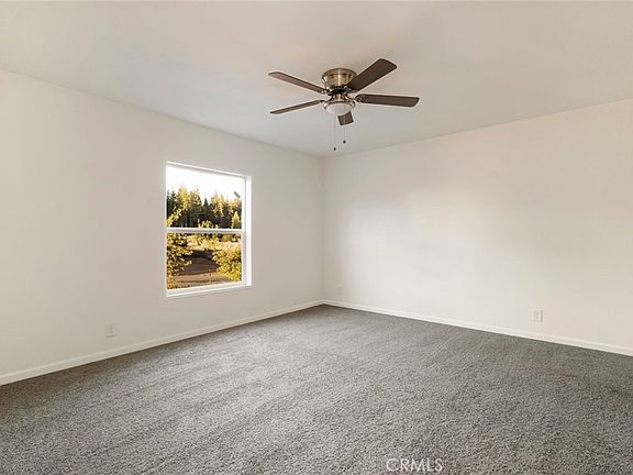 5th image of 696 Buschmann Rd