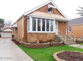 2332 S 1st Ave, North Riverside, IL 60546