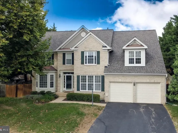 9179 Weathersfield Dr, Bristow, VA 20136