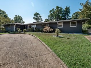 2234 E Edgewood St, Springfield, MO 65804