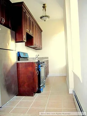 Rented by Bond New York | media 19