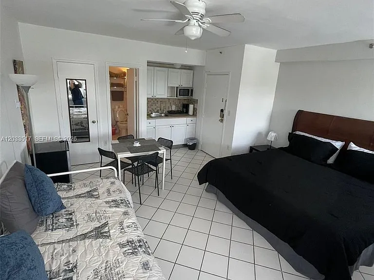 3801 Indian Creek Dr #301 — Photo 2