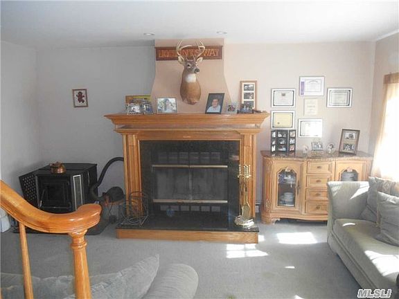 3rd image of 33 Balaton Ave