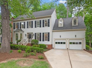 4 Winslow Pl, Chapel Hill, NC 27517