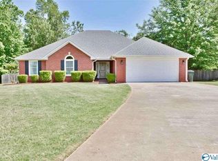 2602 Little John St SW, Decatur, AL 35603