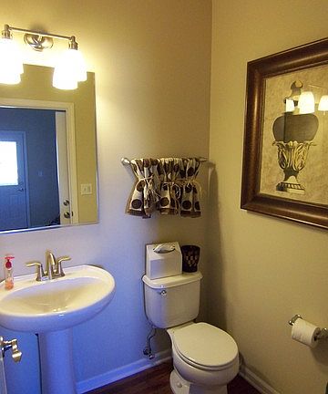 3rd image of 1407 Hatchwood Ct