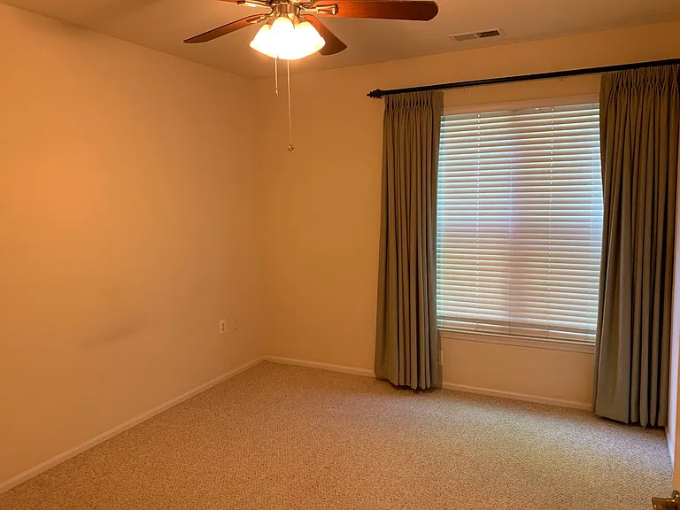 5750 Bou Ave #917 — Photo 11