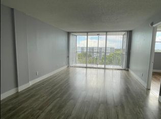 701 NW 214th St #1/1, Miami, FL 33169