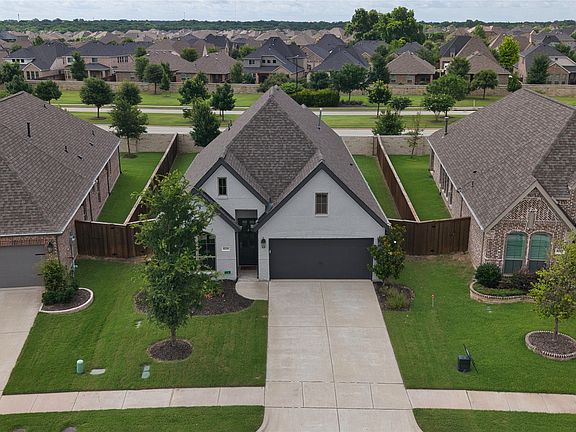 2nd image of 8216 San Bernard Trl