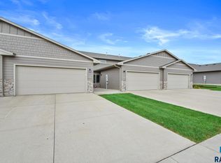 3921 S Grand Slam Ave, Sioux Falls, SD 57110