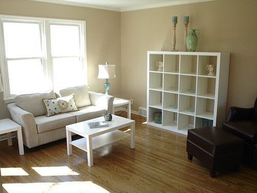 1st image of 123 Richmond St E